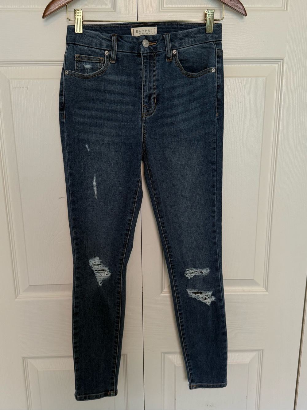 Harper Heritage Francesca's High Rise Distressed Skinny Jeans - Size 26